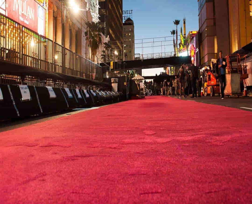 Red Carpet Abu Dhabi | Buy Latest Red Carpets in UAE | 2023